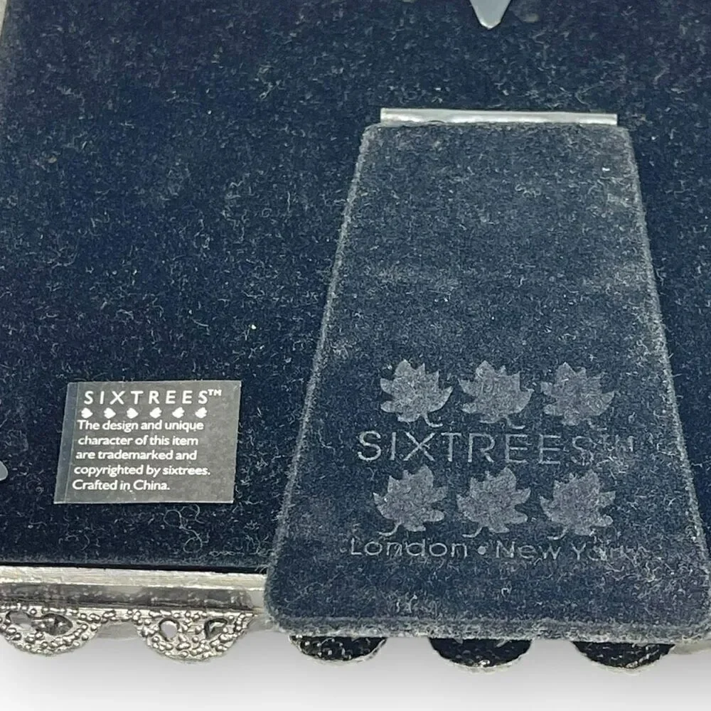 Six Trees Floral Bouquet Rhinestone Cream Pewter Metal Photo Picture Frame Flaw